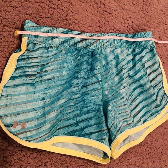 Under Armour Running Shorts Size Small Workout - Picture 8 of 11